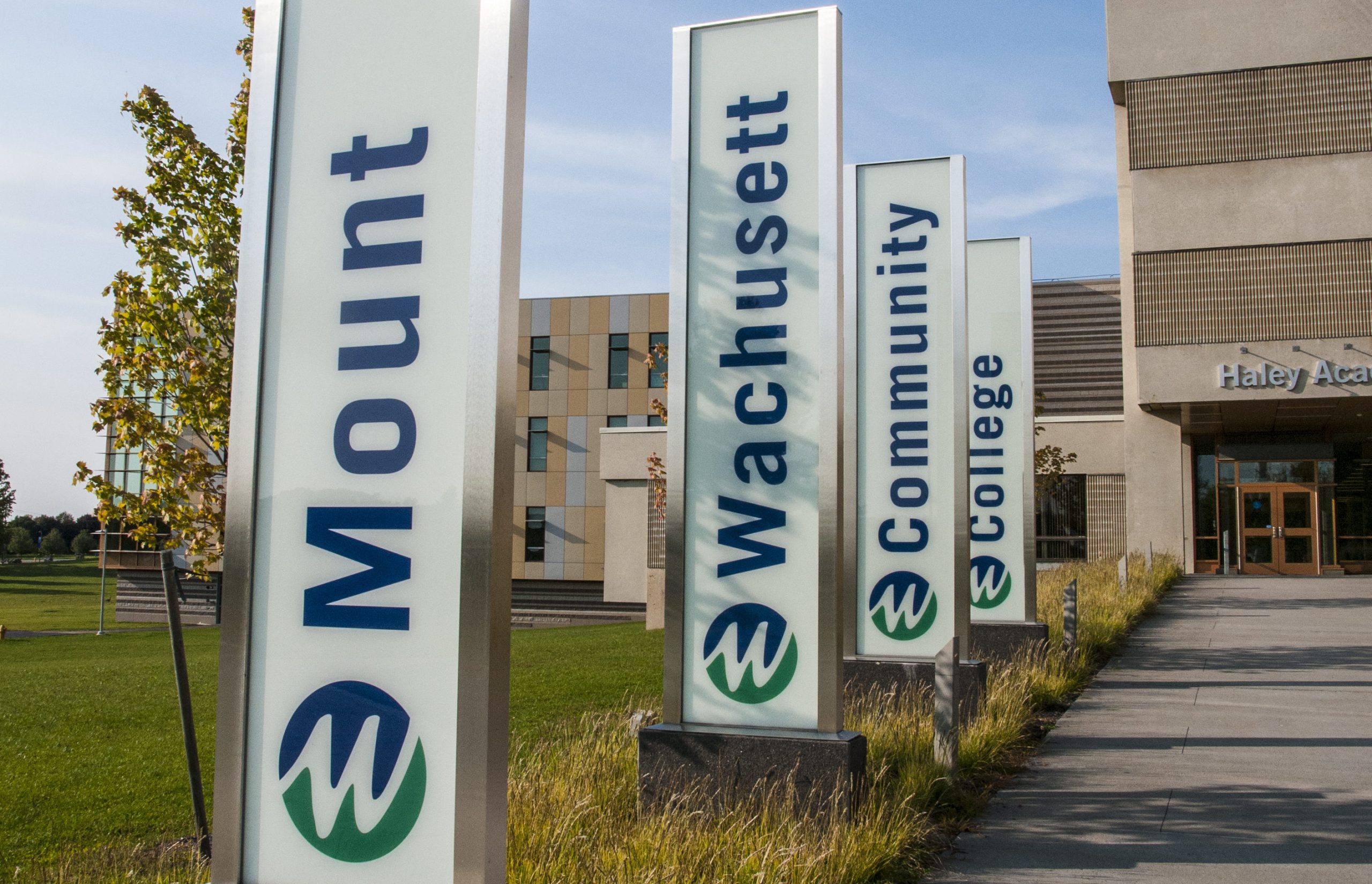 MWCC-SIGNS