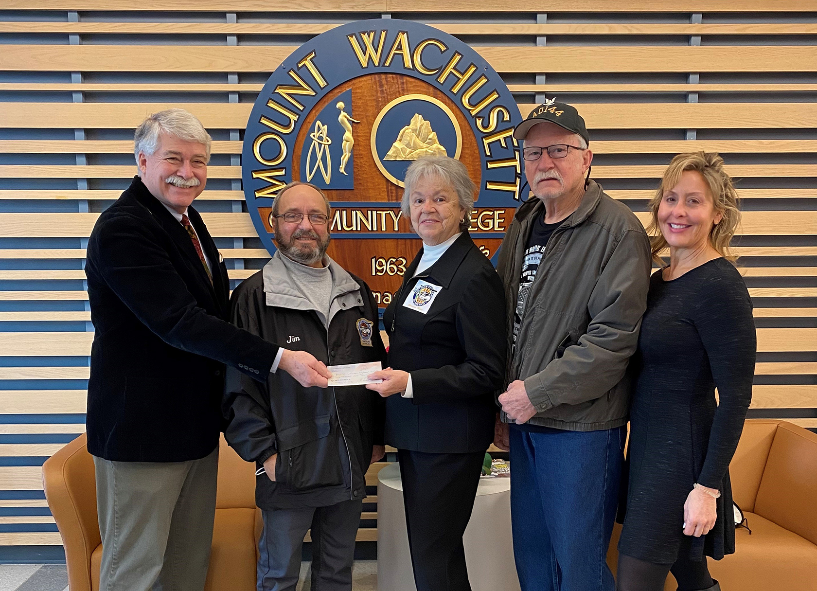 Mount Wachusett Community College Receives Vietnam Veterans of America Chapter 907 Donation