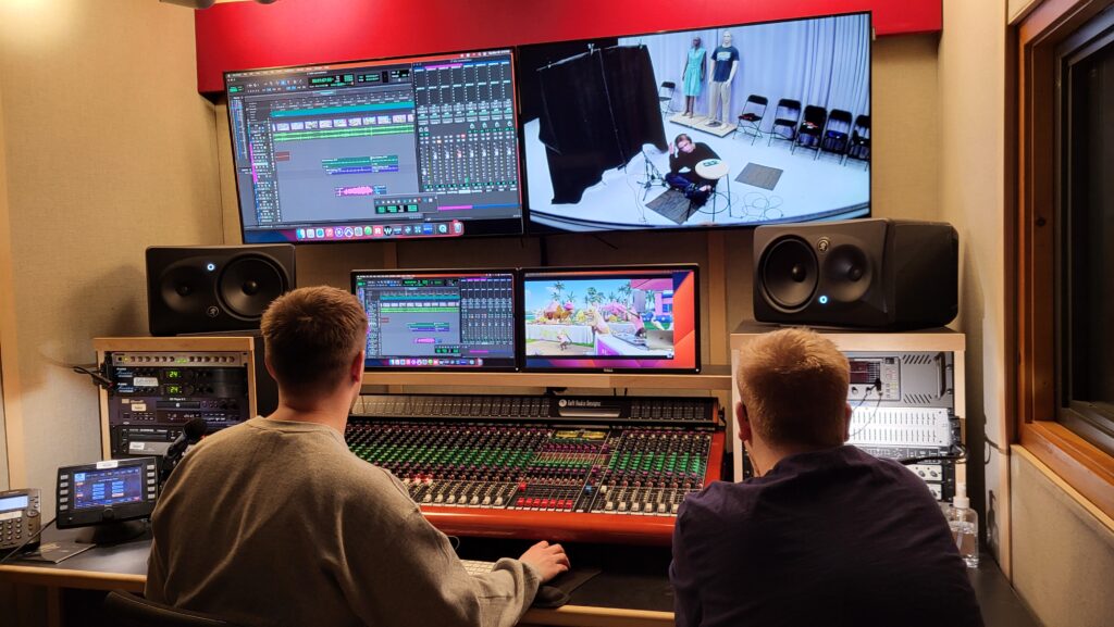 Audio studio 4 Foley with students