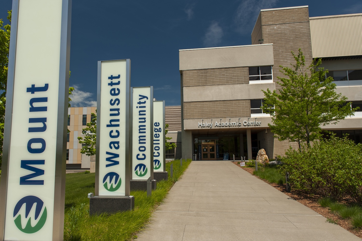 Gardner-Campus-For-Visit-Page