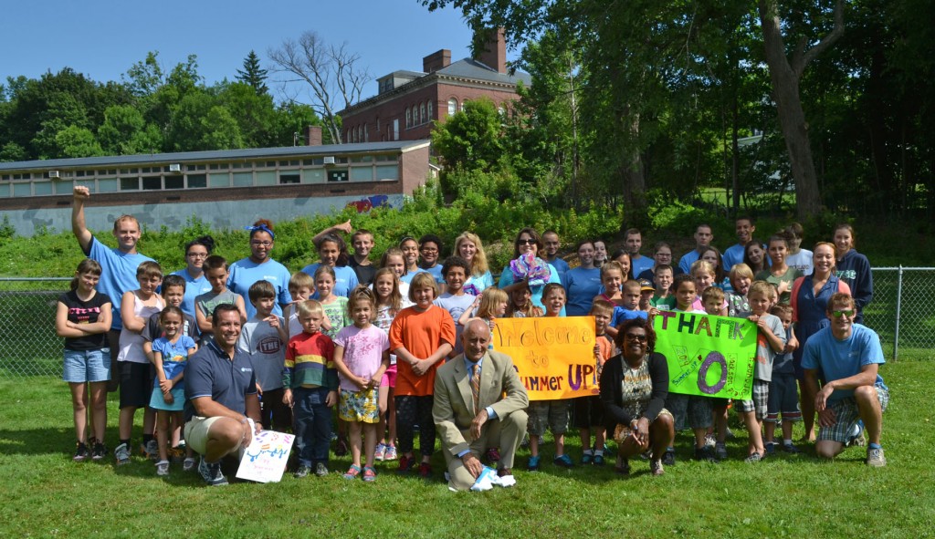 Group of Summer Up staff and students with President Dan Asquino and Mayer Mark Hawke